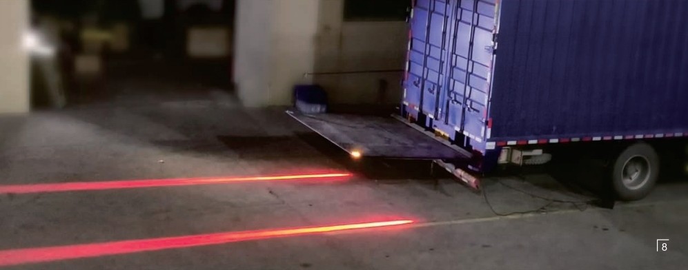 Προειδοποιητική λυχνία LED για οχήματα με κεκλιμένη ράμπα
