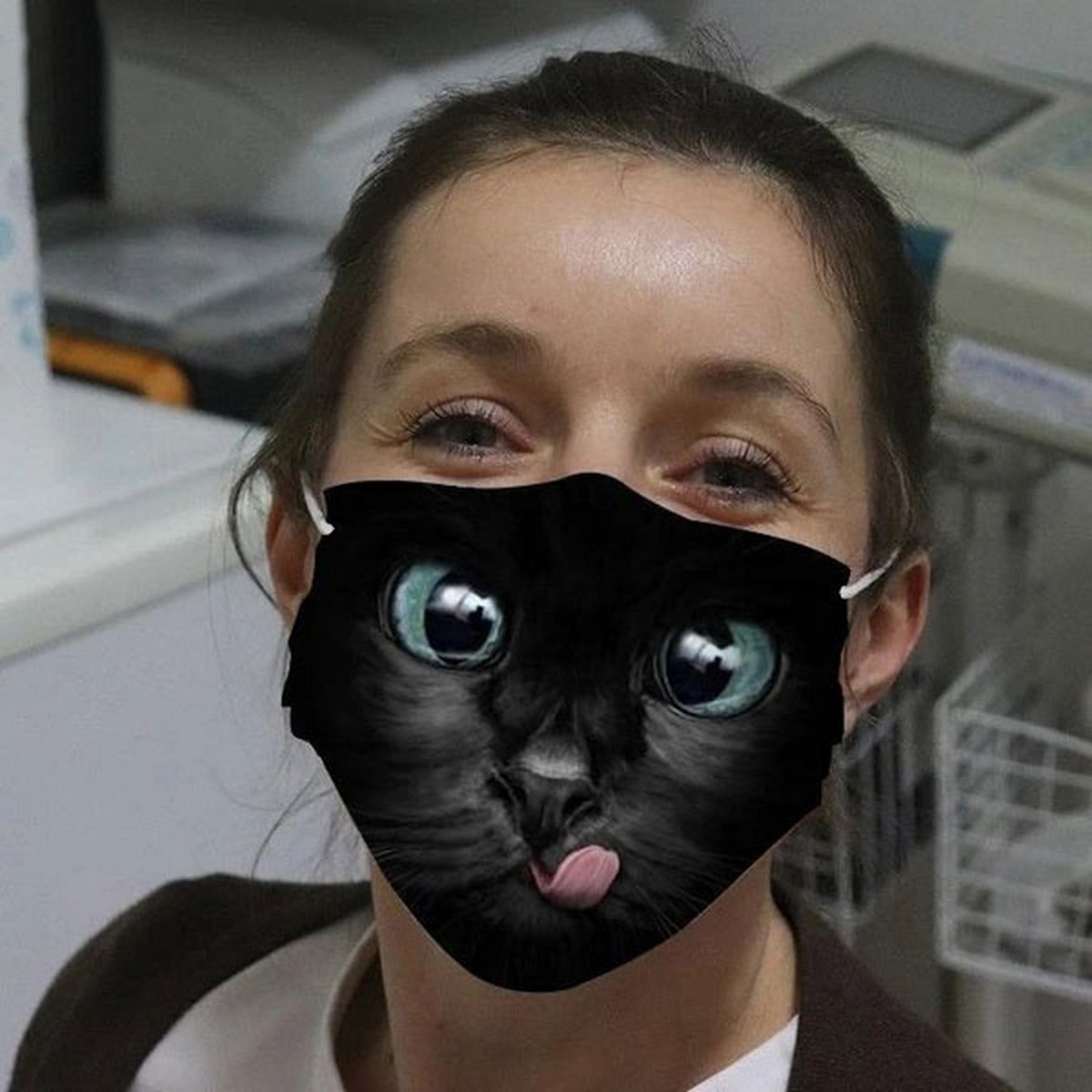 μαύρη μάσκα προσώπου γάτας