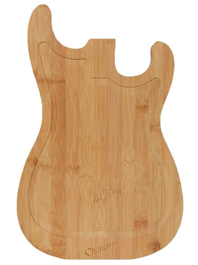 ξύλινη σανίδα κοπής σε σχήμα κιθάρας